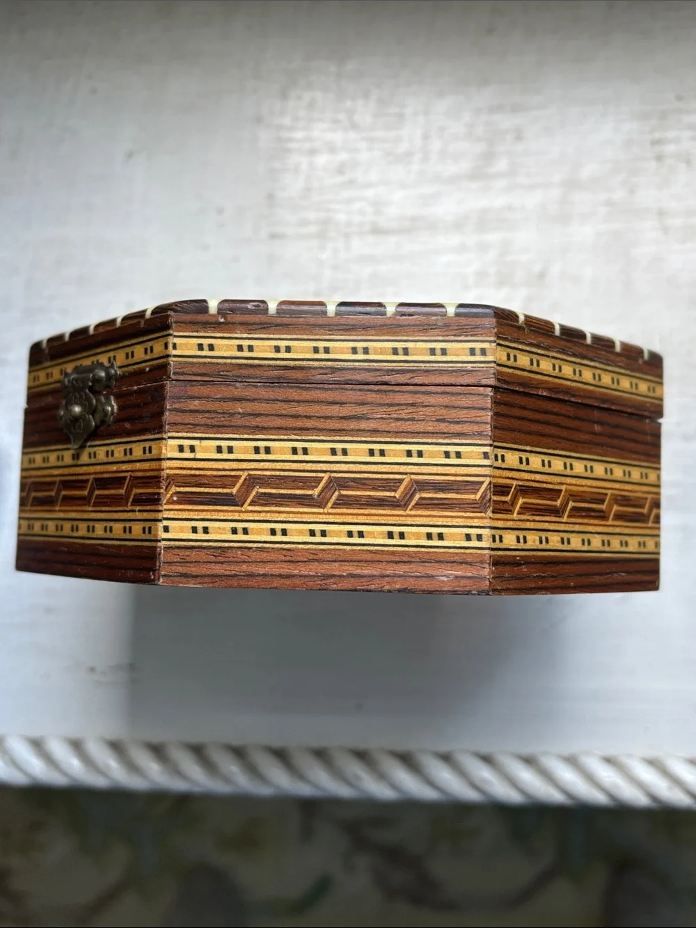 🟡 Miguel Laguna Vintage Handcrafted Octagonal Inlay Wood Jewelry Box Taracea